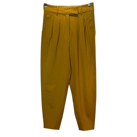 Aritzia Pants - Aritzia Babaton Aetlier Trousers Gold Size 6